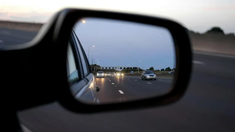 The Safest Distance Between You and the Car Ahead Has Nothing to Do With Car Lengths